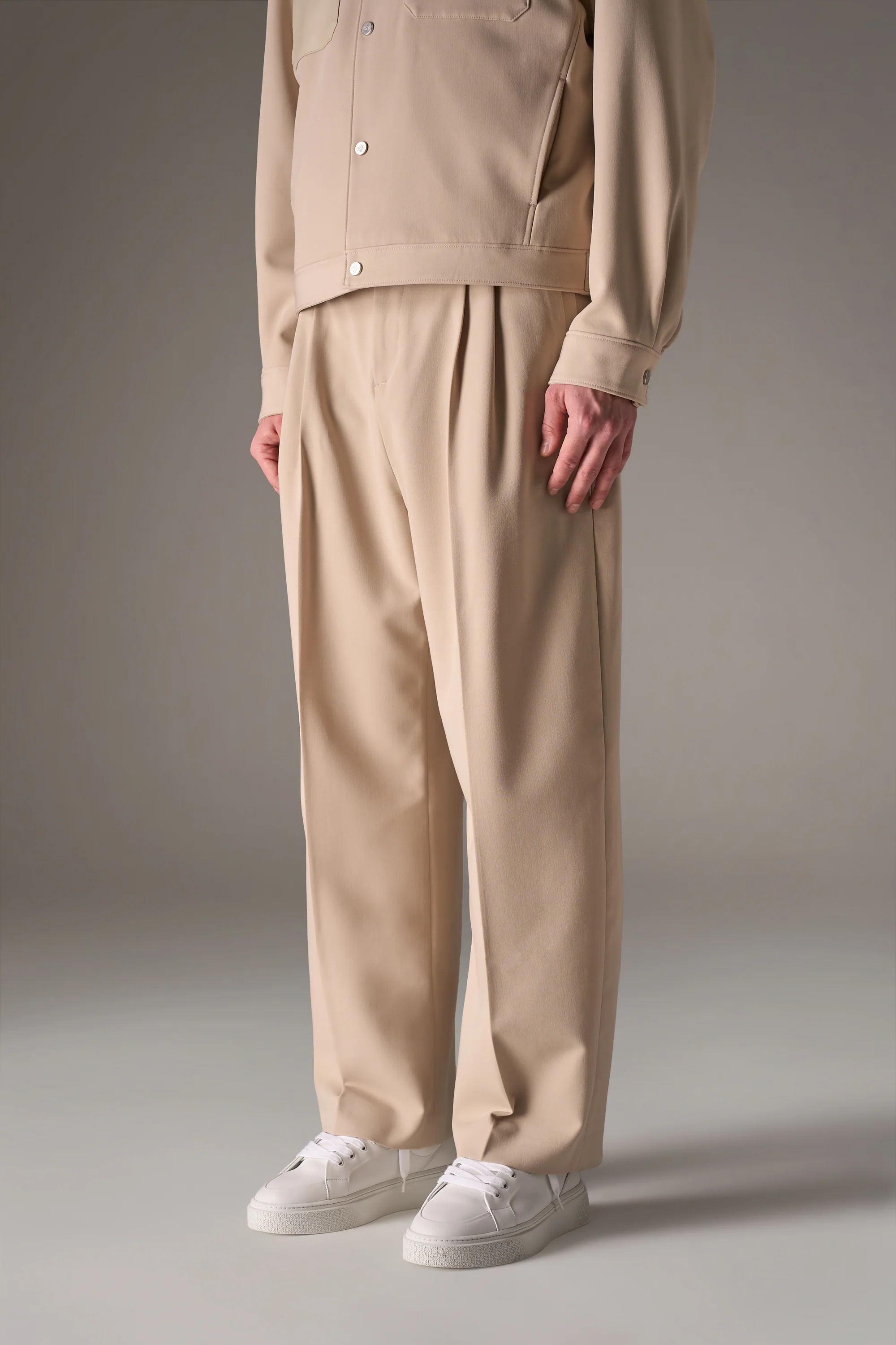 BARREL LEG TAILORED TROUSERS - STONE - Image 4