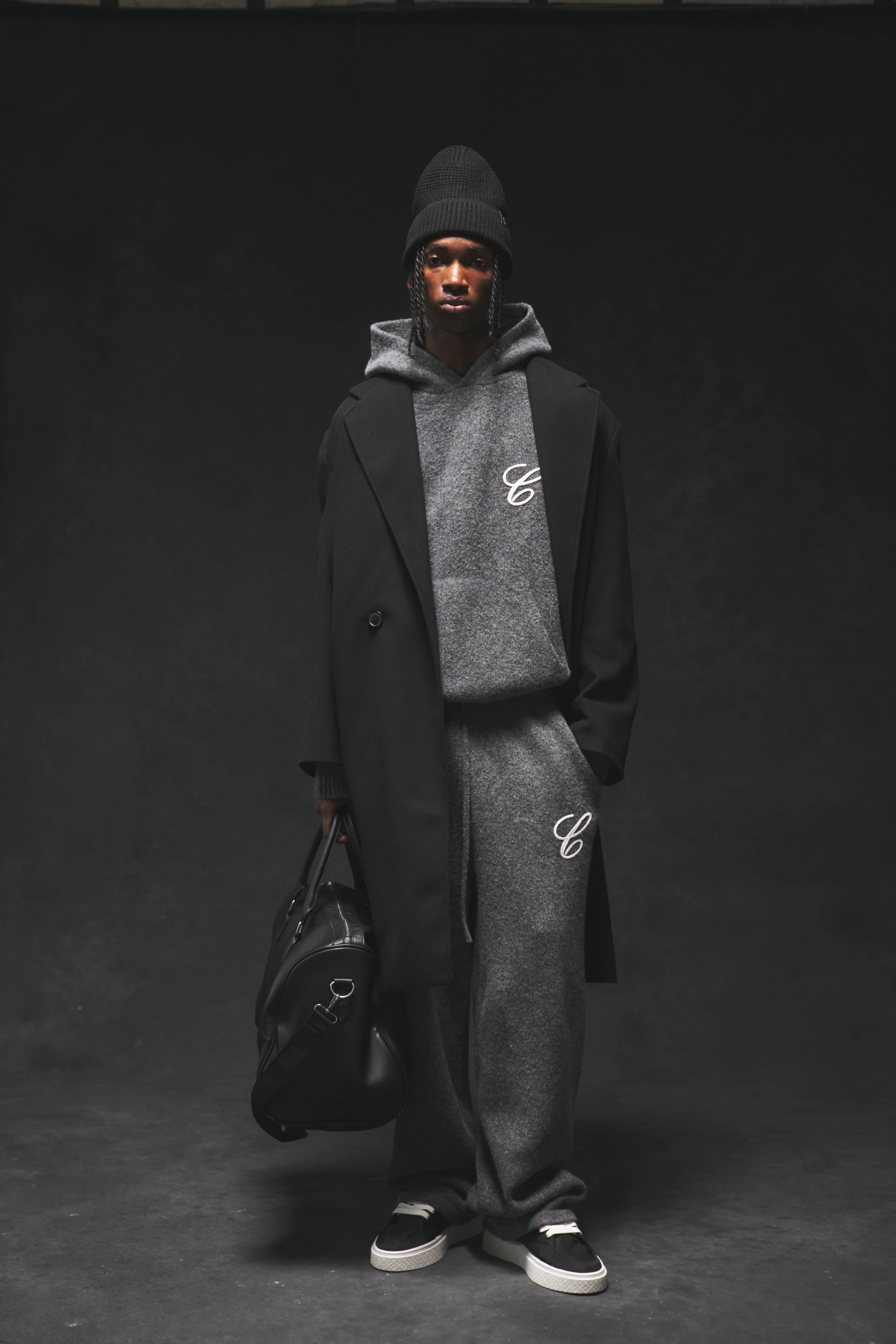 CHAINSTITCH EMBROIDERY KNITTED HOODIE - CHARCOAL - Image 3
