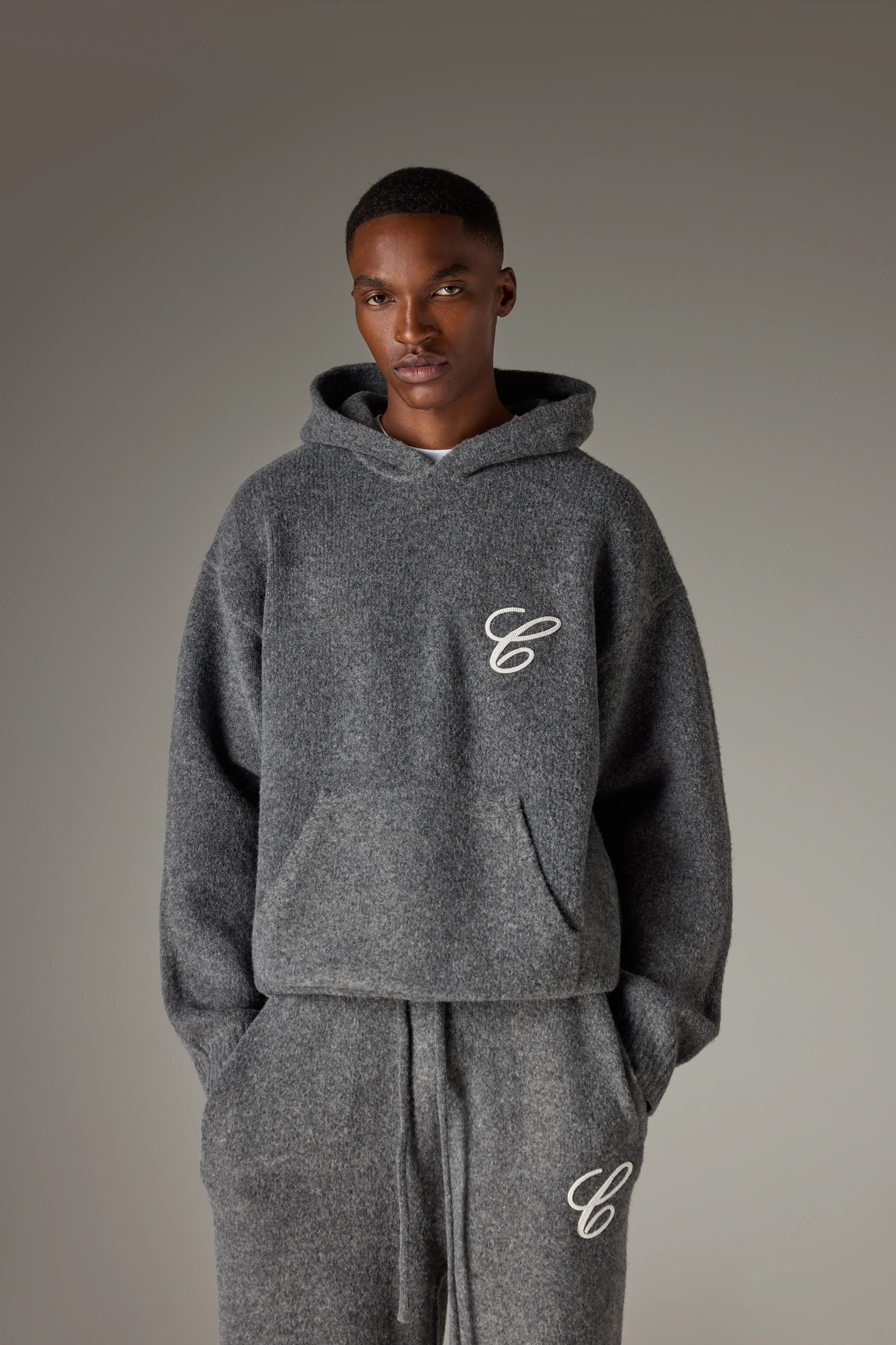 CHAINSTITCH EMBROIDERY KNITTED HOODIE - CHARCOAL - Image 4