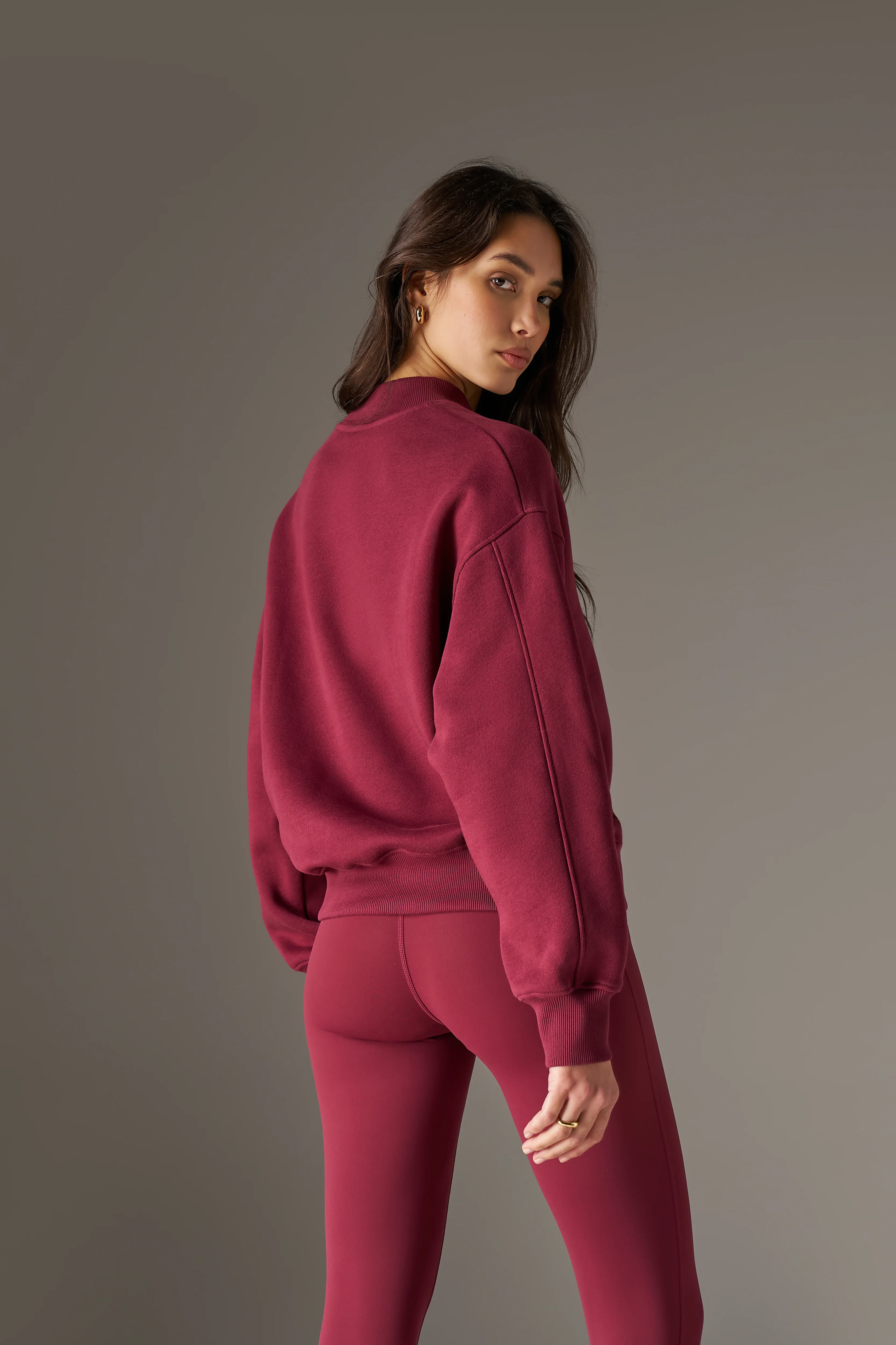CHENILLE EMBLEM MOCK NECK CREW - BURGUNDY - Image 6
