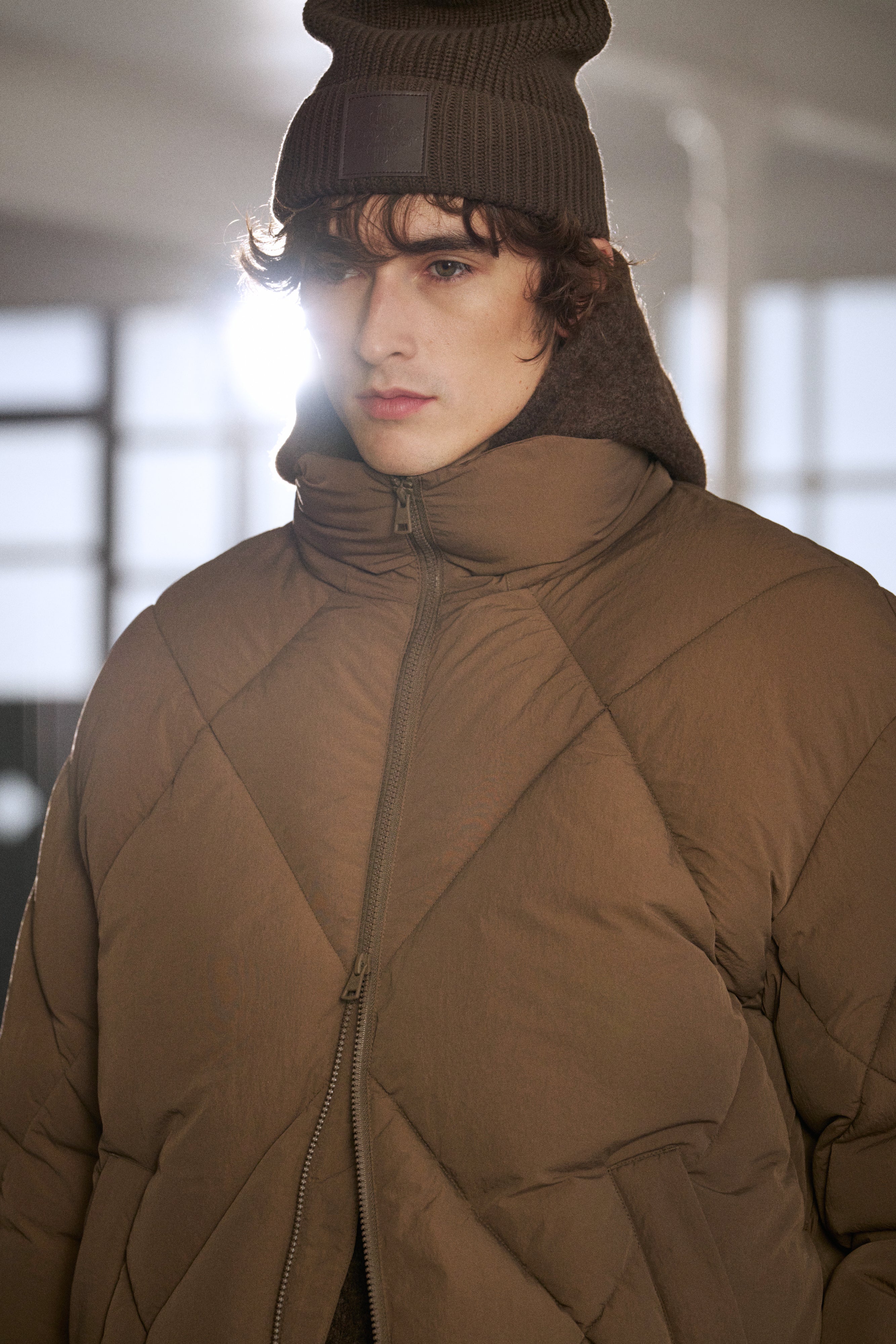 DIAMOND QUILTED PUFFER COAT - BROWN - Image 5