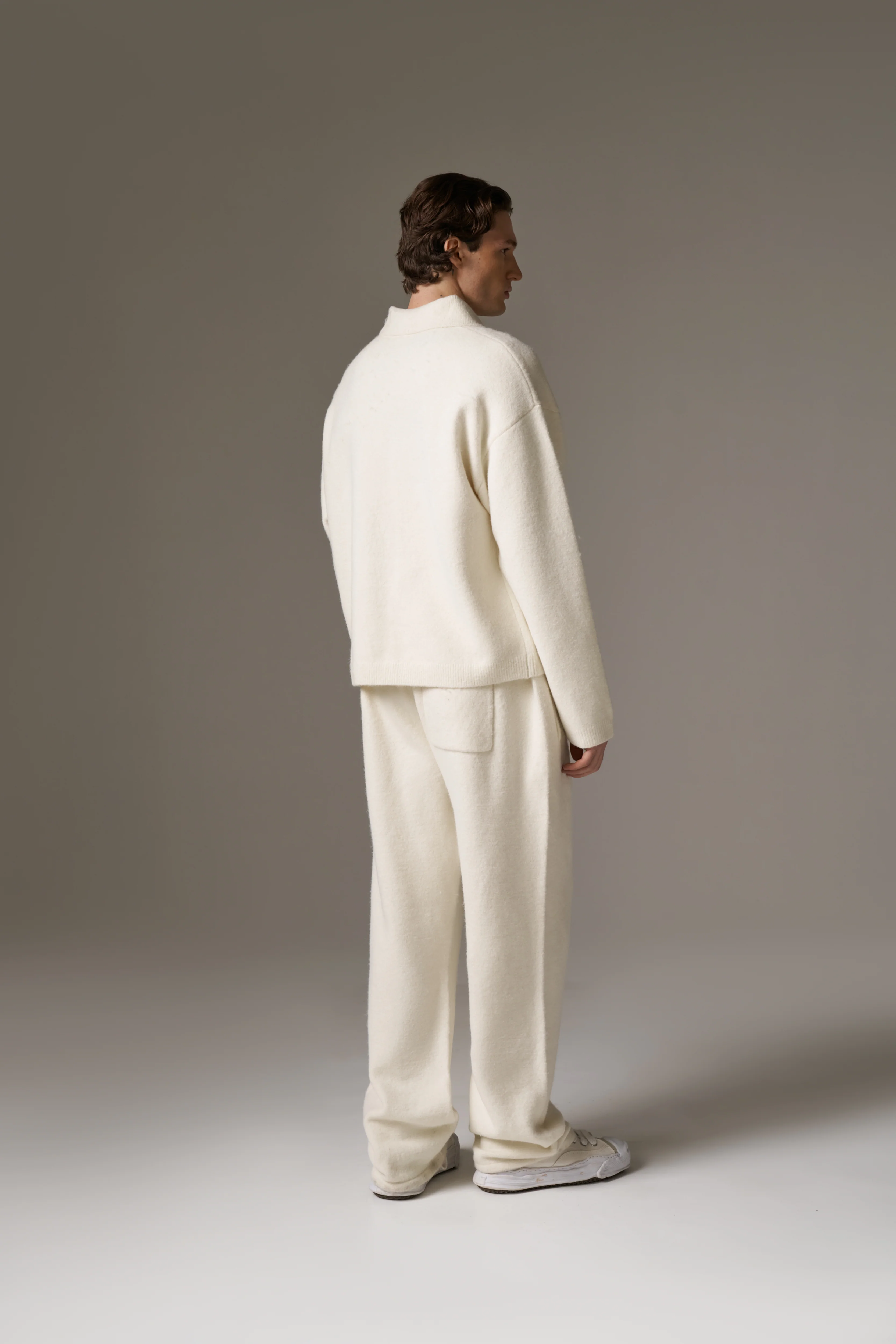MONOGRAM KNITTED JOGGERS - OFF WHITE - Image 6