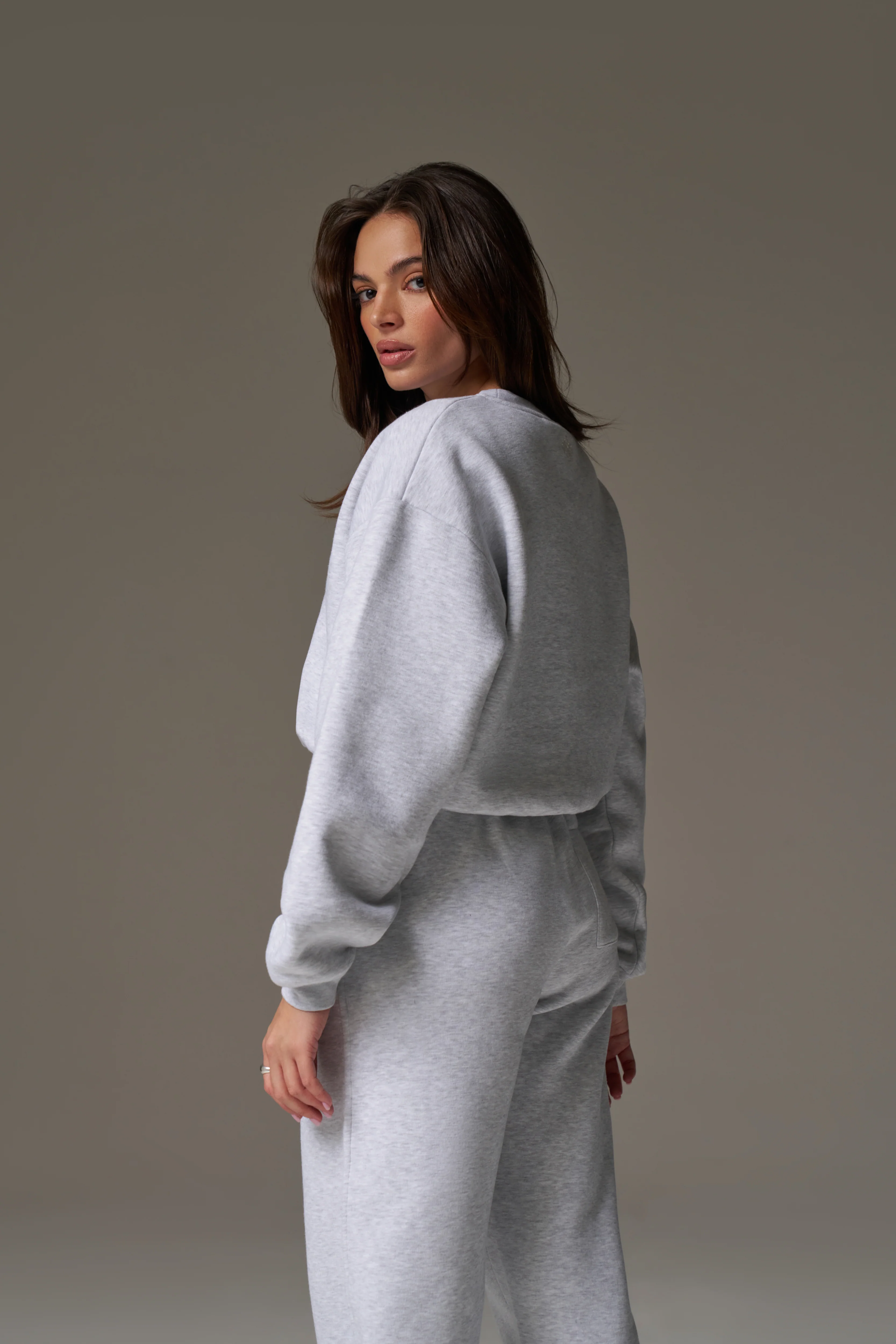 EMBROIDERED CREST SWEATSHIRT - GREY MARL - Image 6