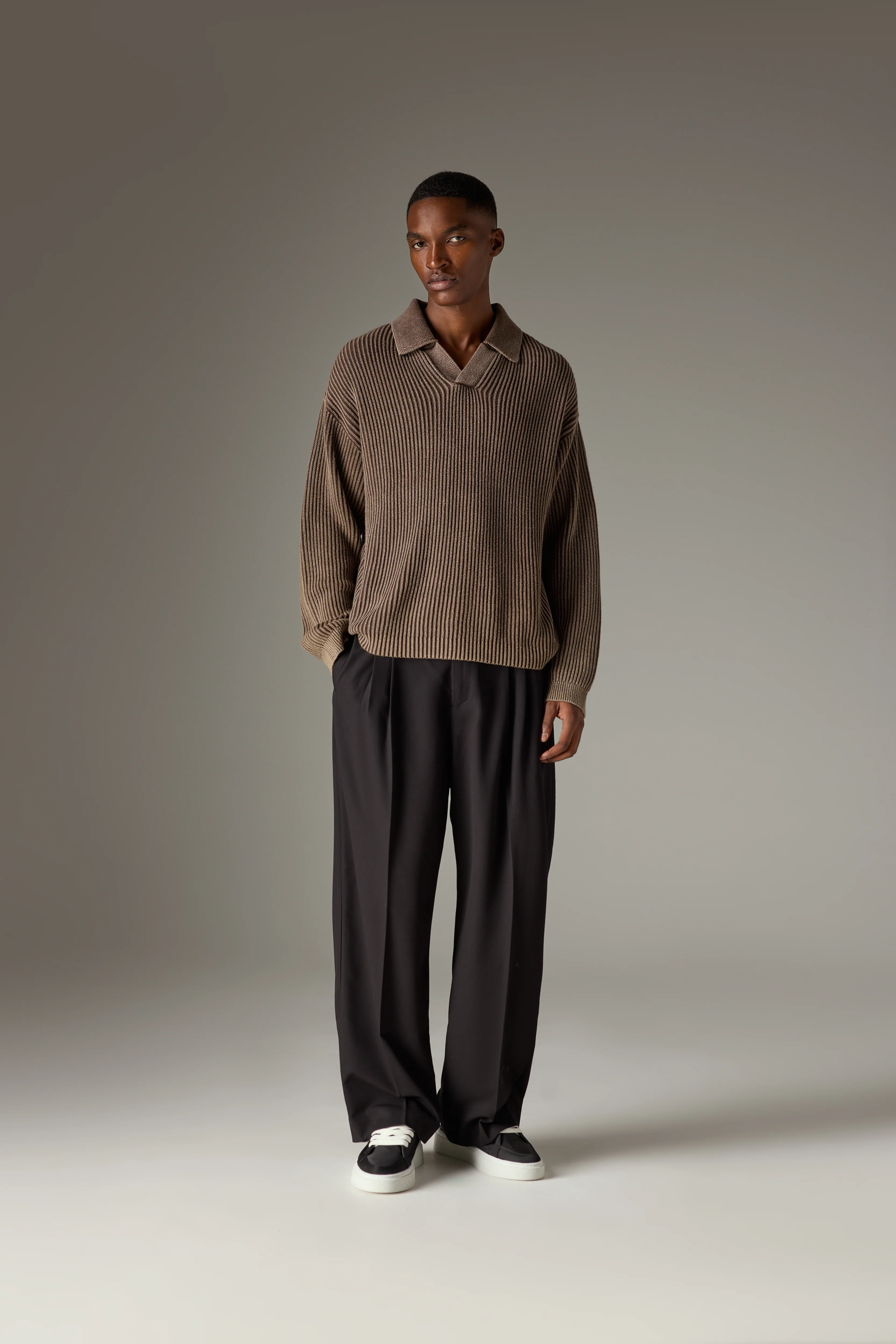 HEAVY WASHED RIB KNIT POLO - BROWN - Image 3