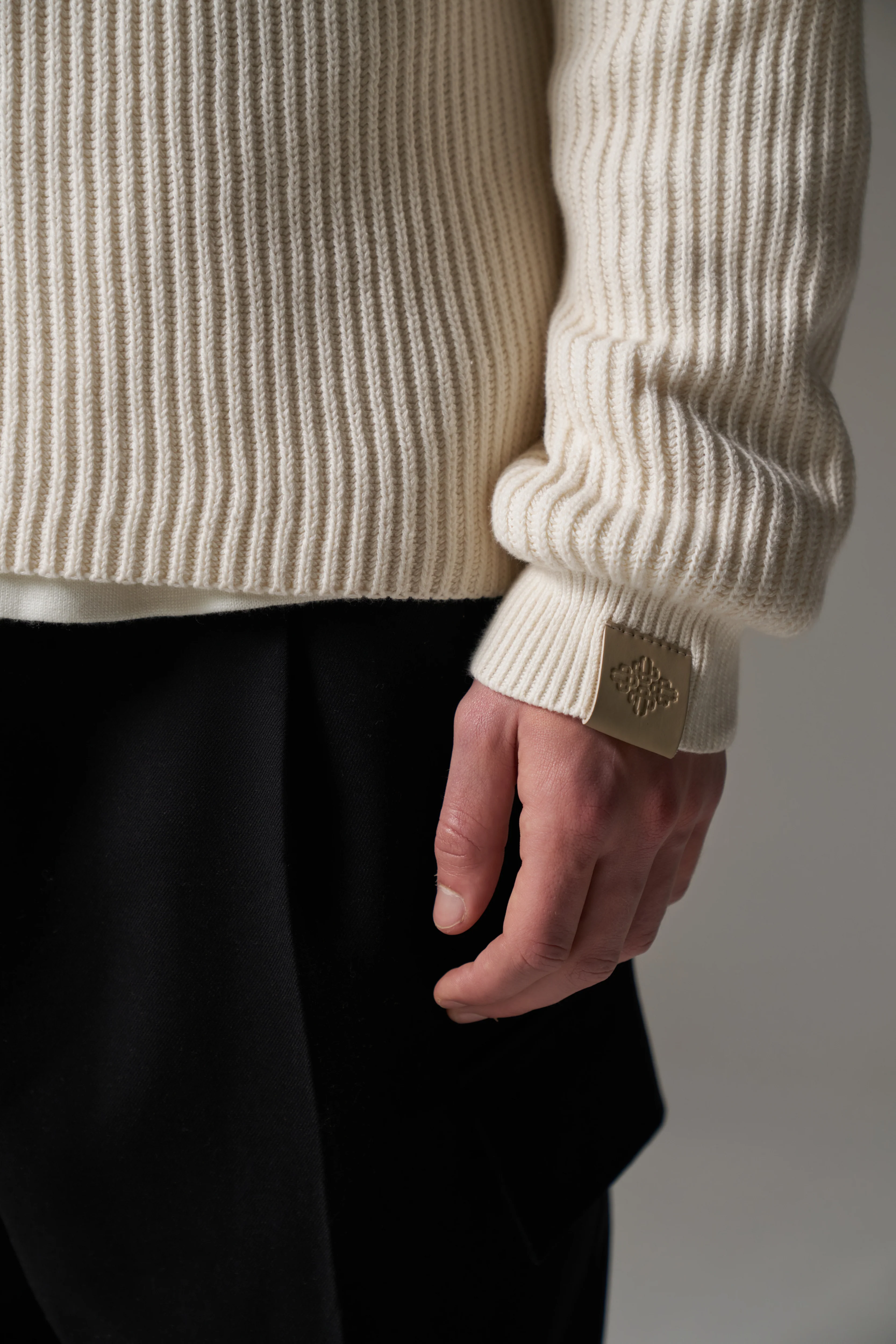 HEAVY WASHED RIBBED KNIT CREW - STONE - Image 6