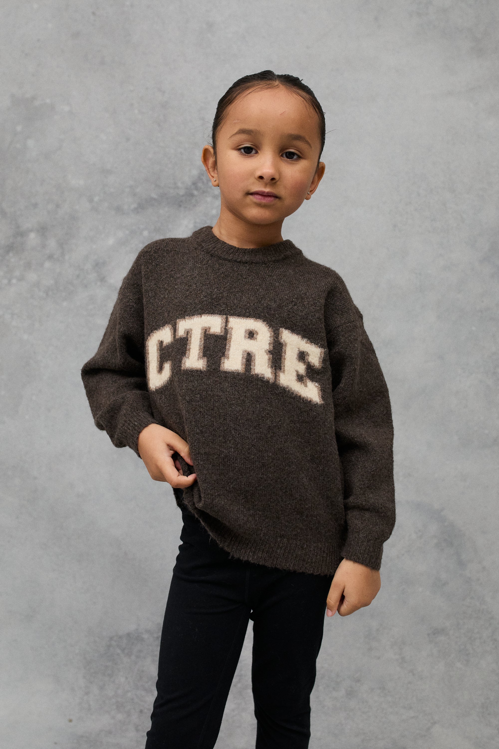 JNR CTRE KNIT SWEATSHIRT - BROWN - Image 4
