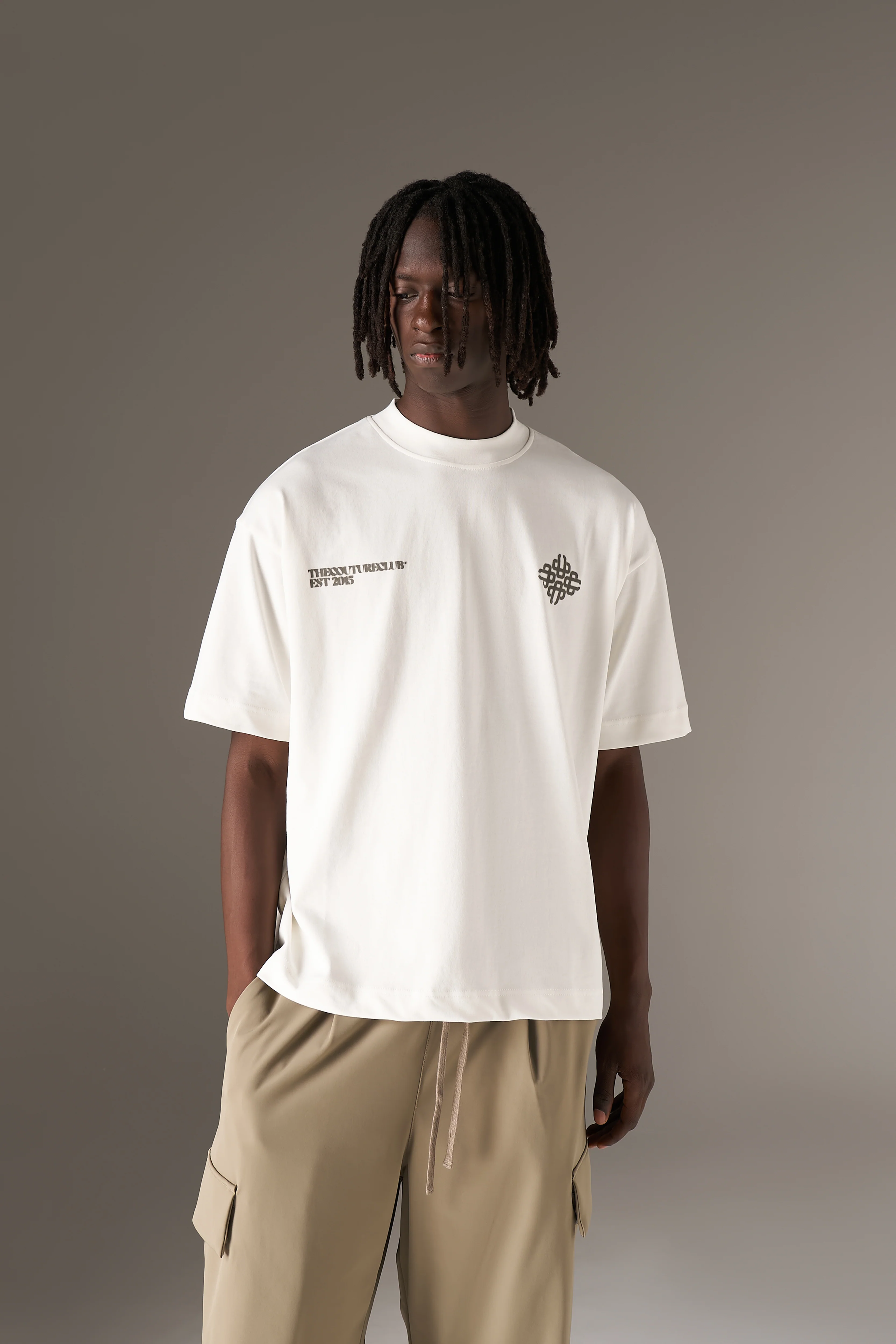 BLURRED GRAPHIC EMBLEM T-SHIRT - KHAKI - Image 4