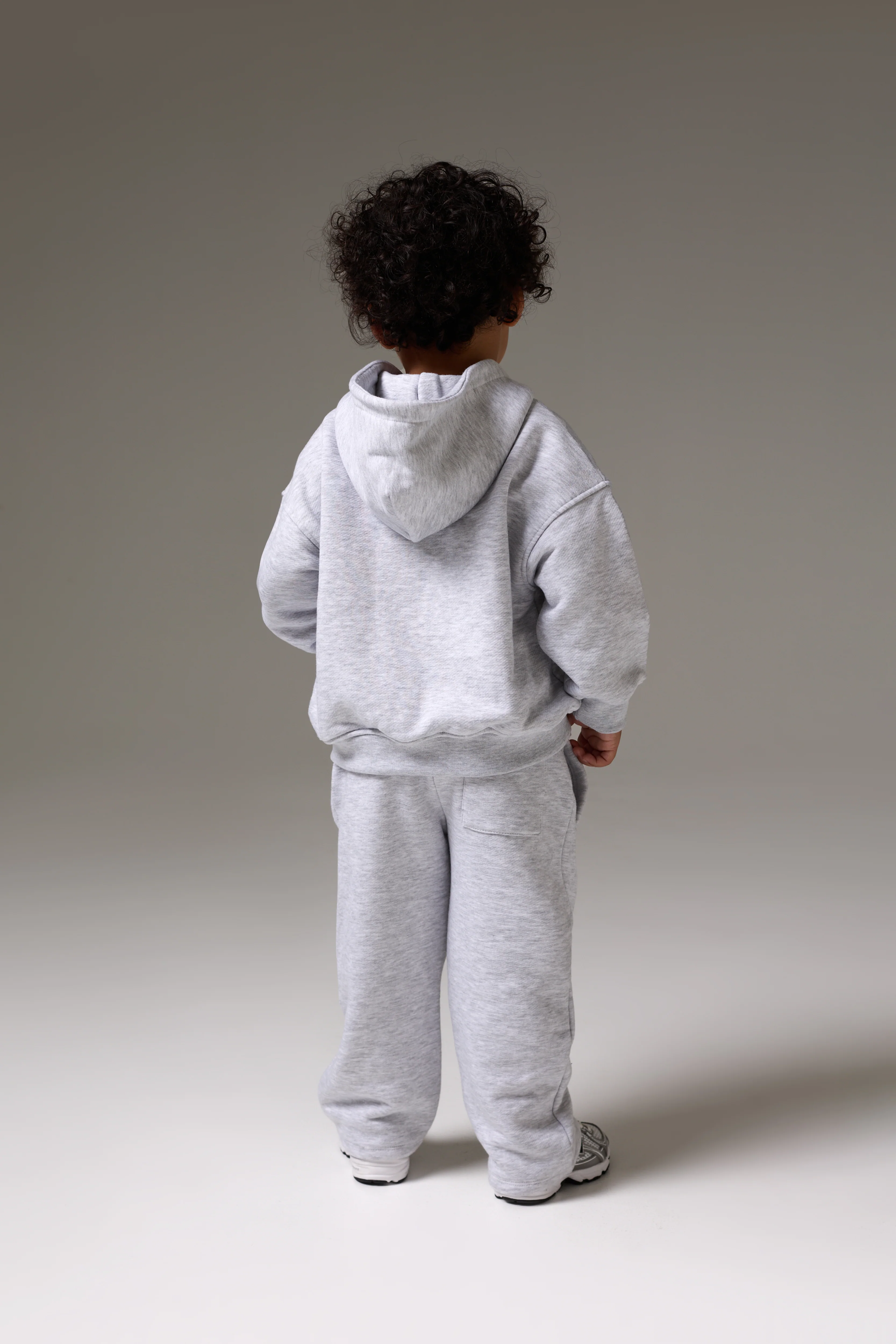 KIDS MONOGRAM EMBLEM APPLIQUE JOGGERS - GREY MARL - Image 6