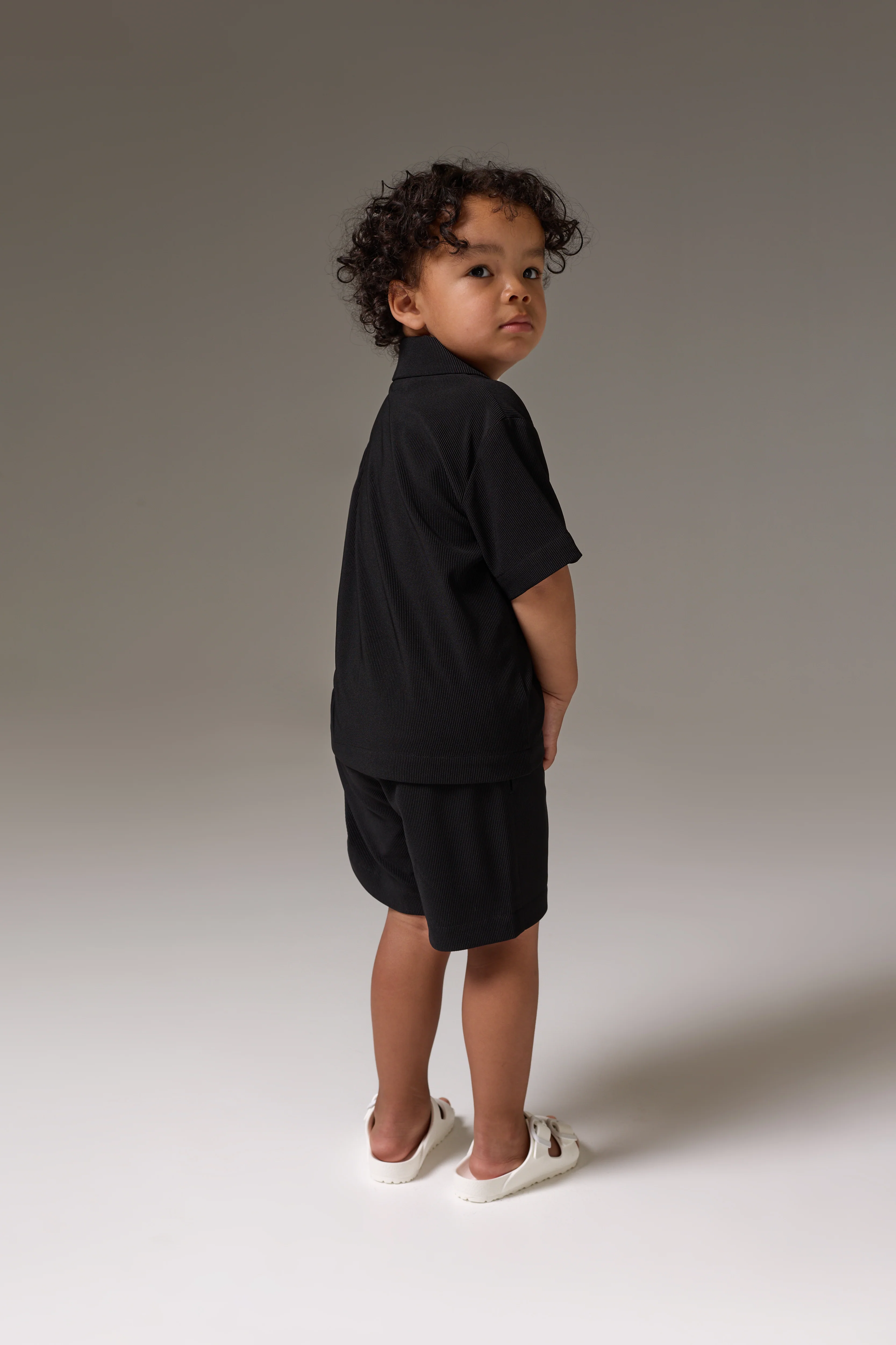 KIDS RIB BUTTON THROUGH SHIRT - BLACK - Image 6