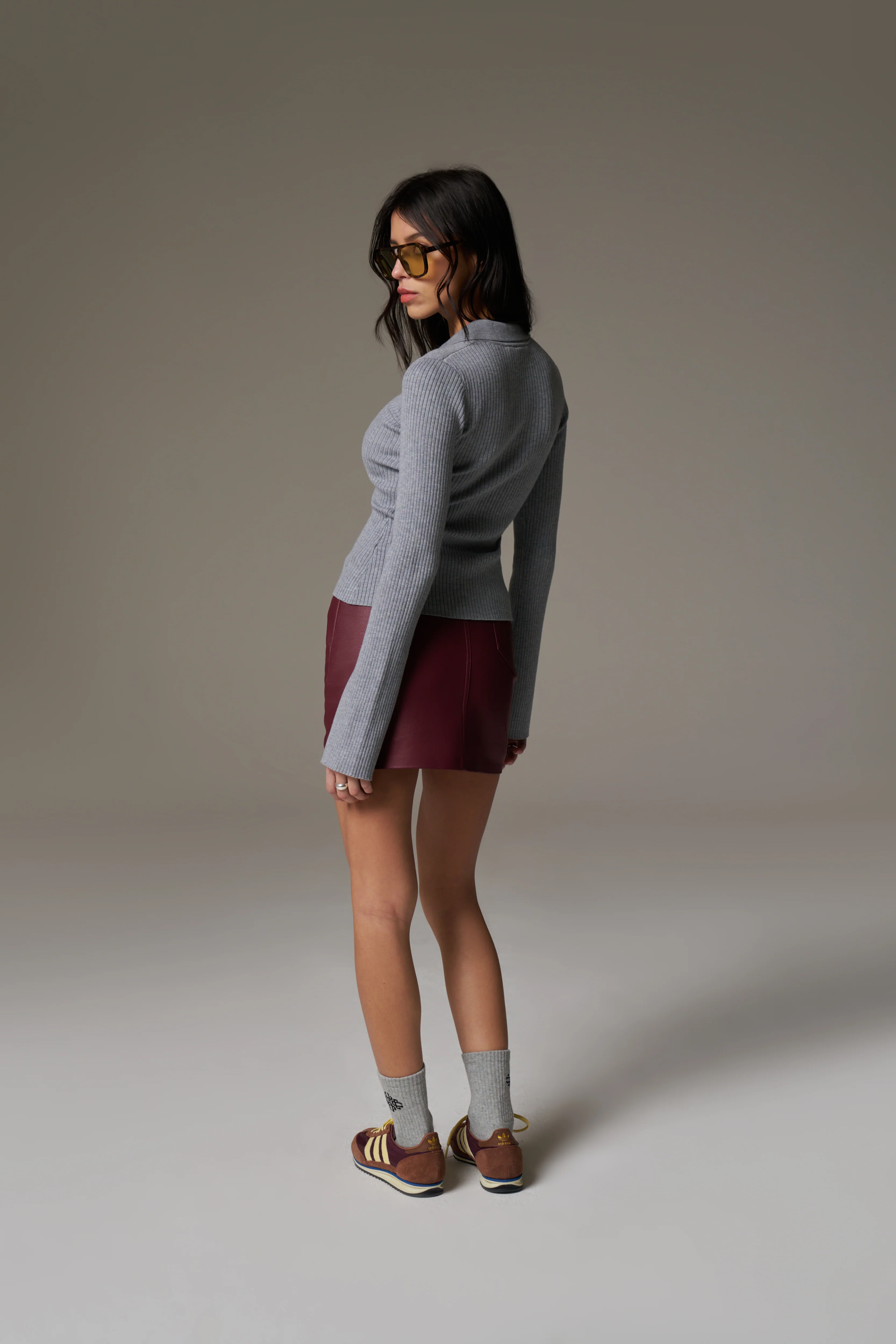 KNITTED RIBBED BUTTON THROUGH TOP - GREY MARL - Image 6