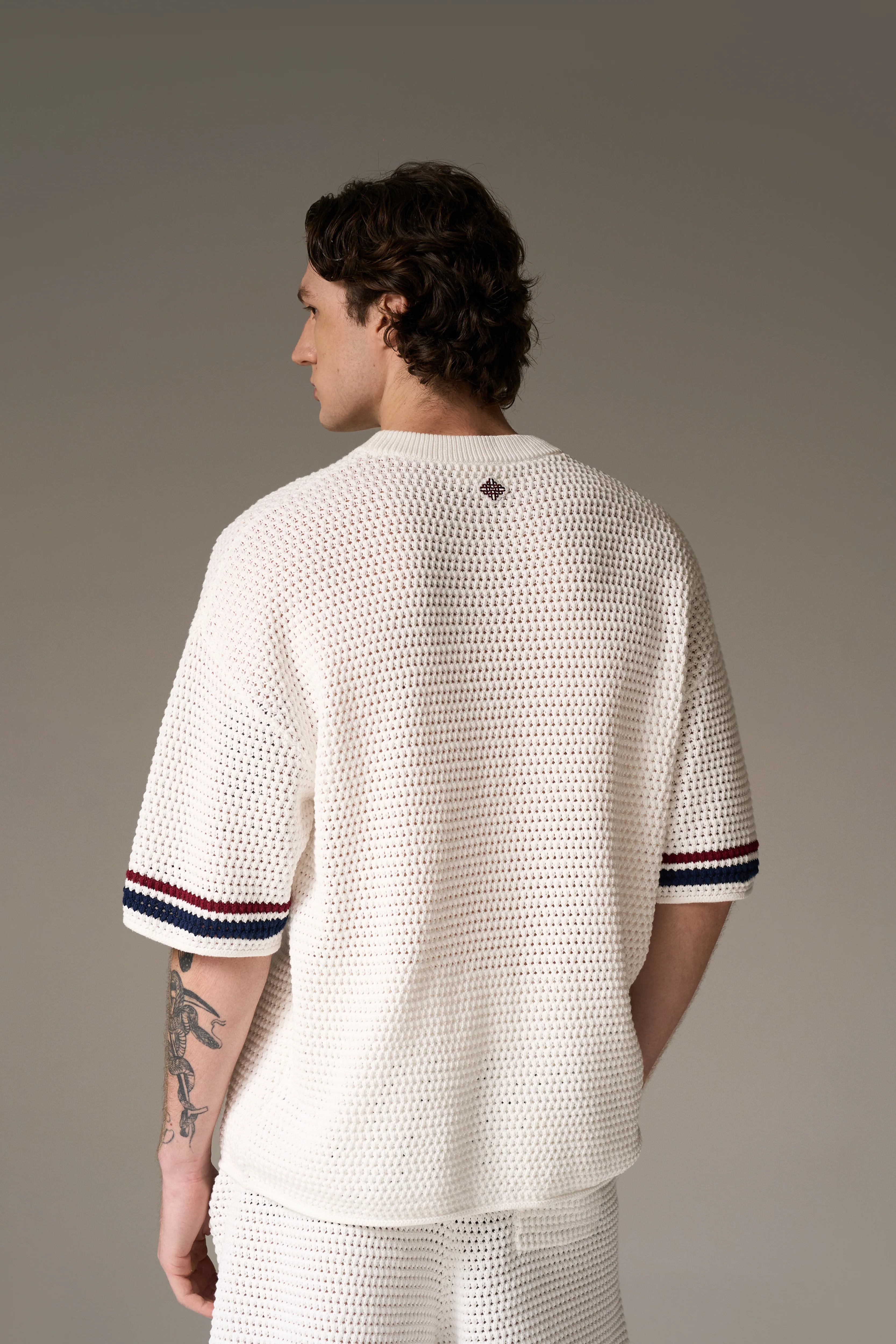 STRIPE CROCHET KNIT T-SHIRT - BURGUNDY - Image 11