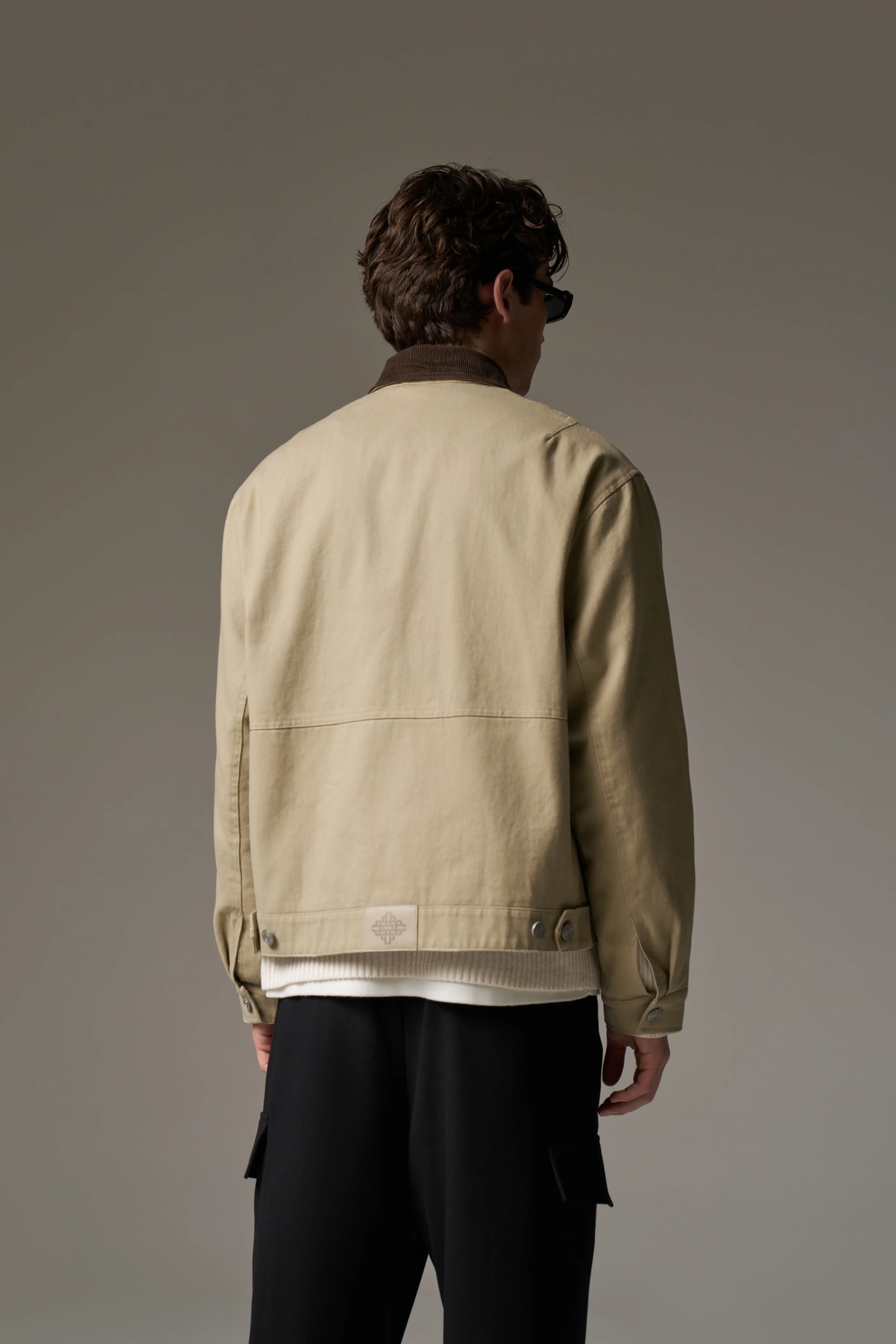 TWILL CONTRAST COLLAR JACKET - BEIGE - Image 10