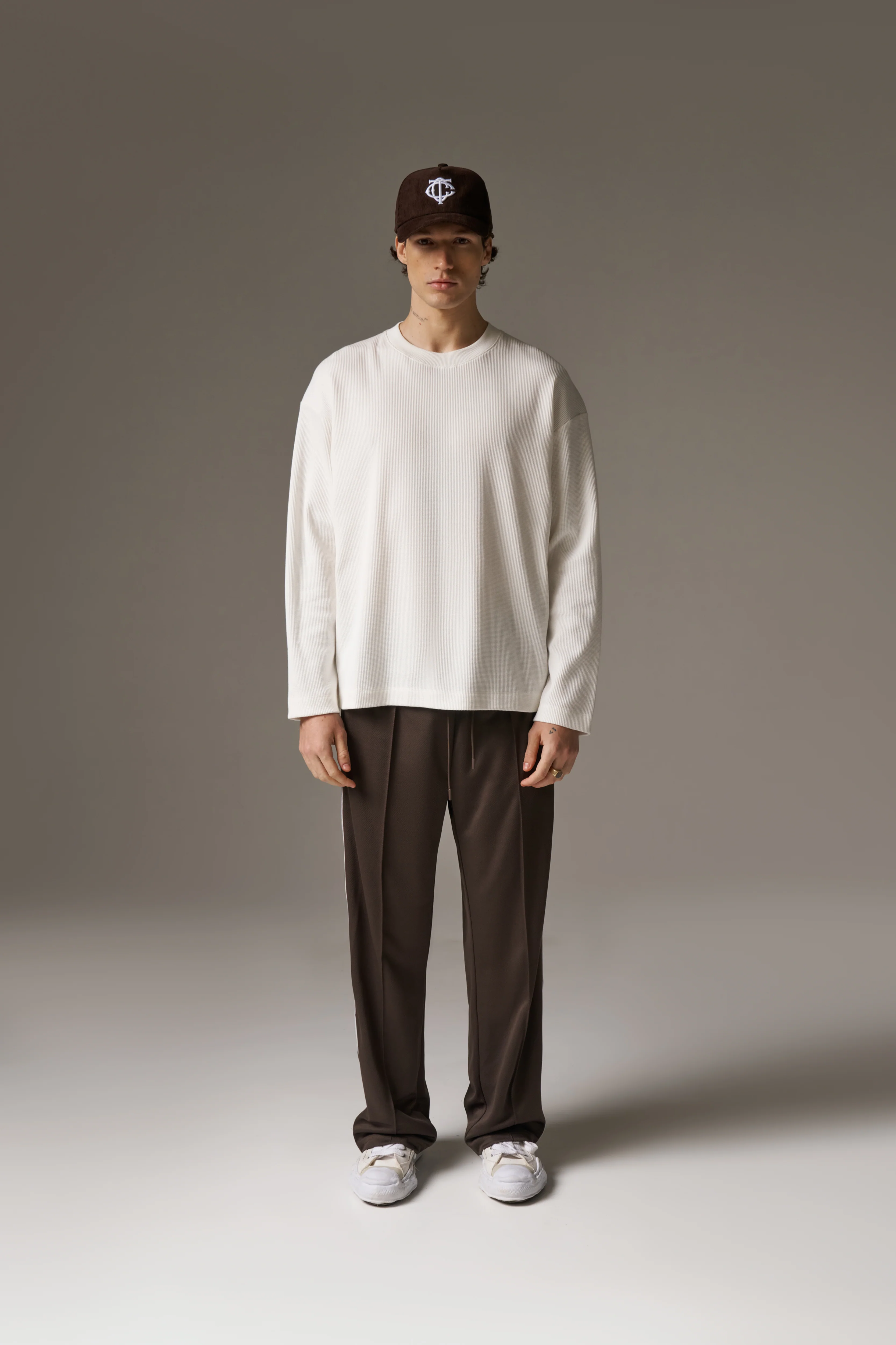 WAFFLE LONG SLEEVE T-SHIRT - OFF WHITE - Image 3