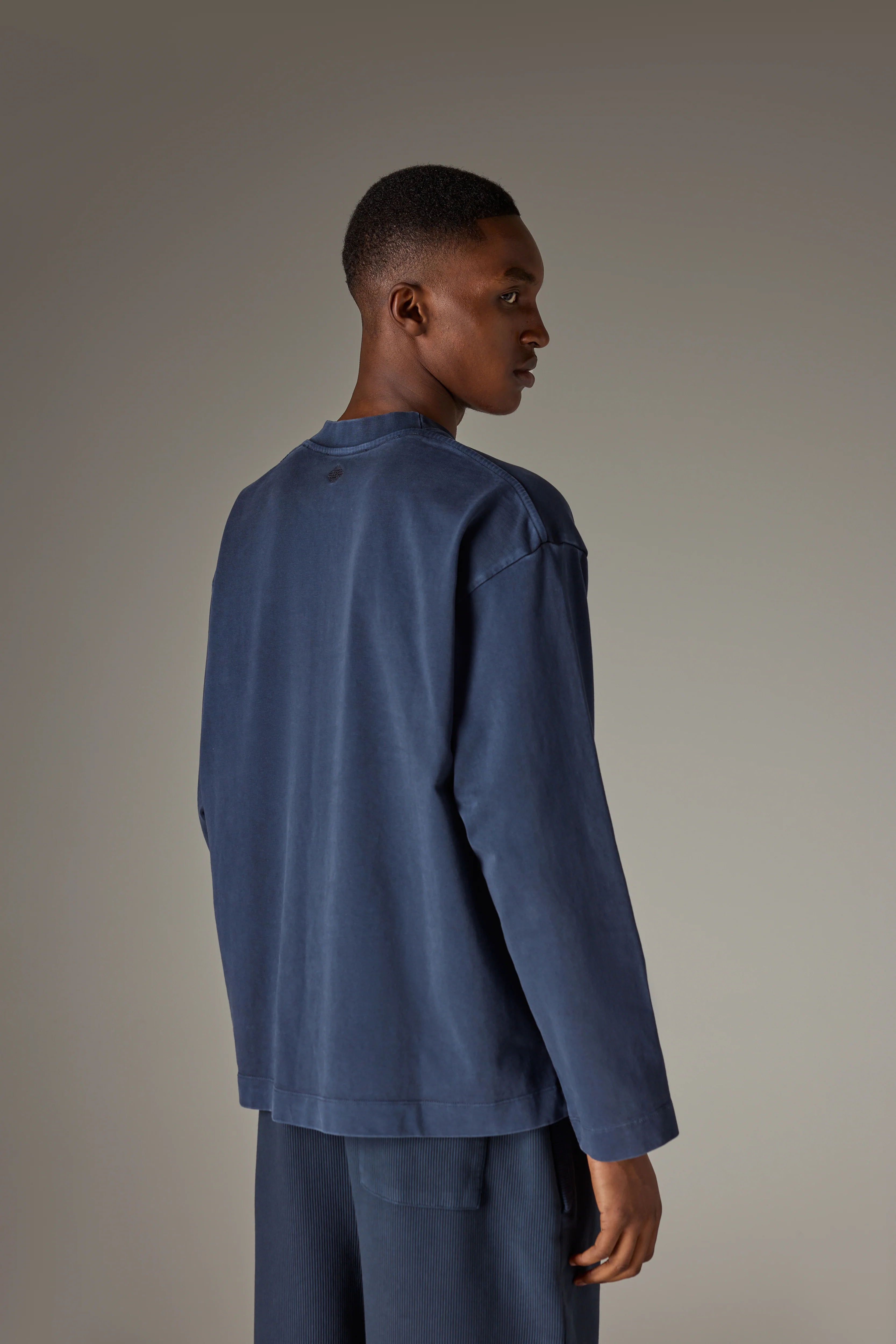 WASHED LONG SLEEVE T-SHIRT - NAVY - Image 5