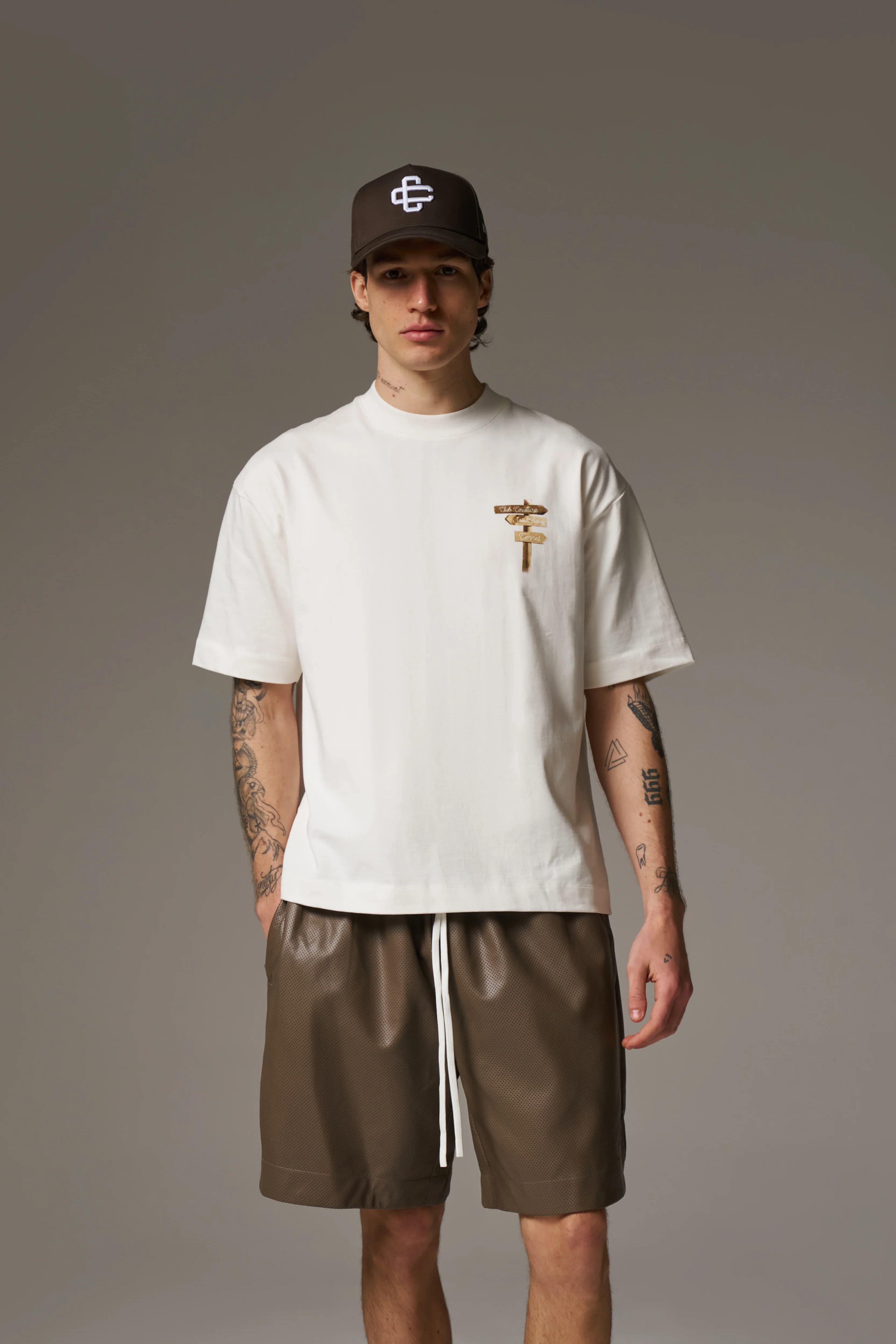WATERCOLOUR BEACH CLUB PRINTED T-SHIRT - OFF WHITE - Image 6