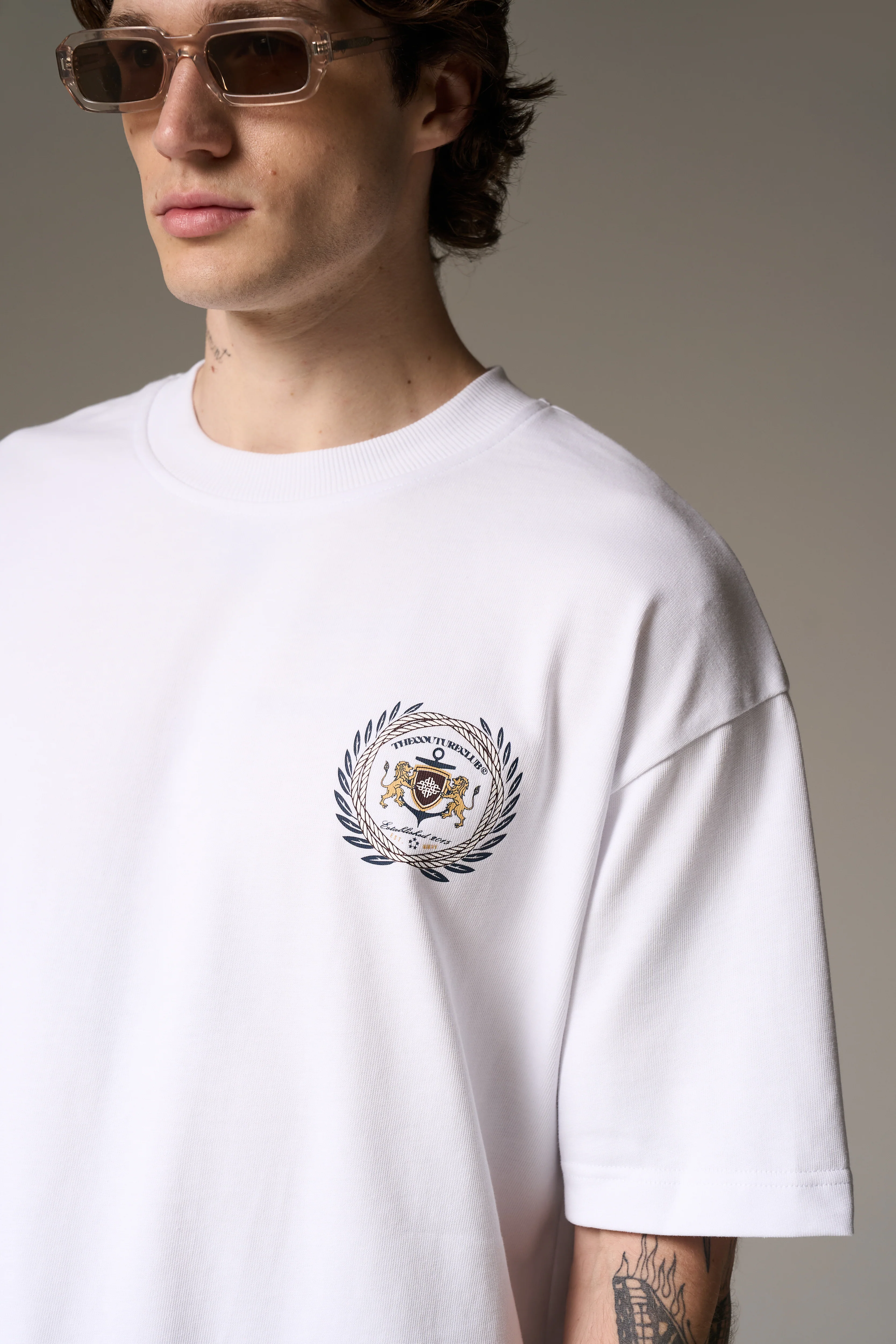 YACHT CLUB GRAPHIC T-SHIRT - WHITE - Image 8